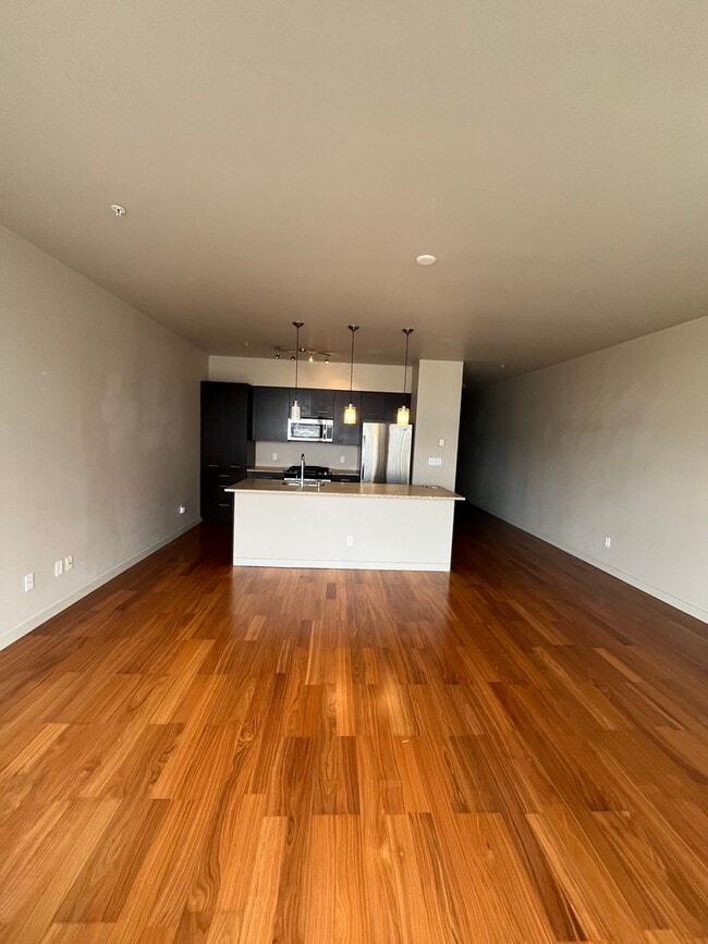 Photo - Eastlake Condo with a view Unit 311