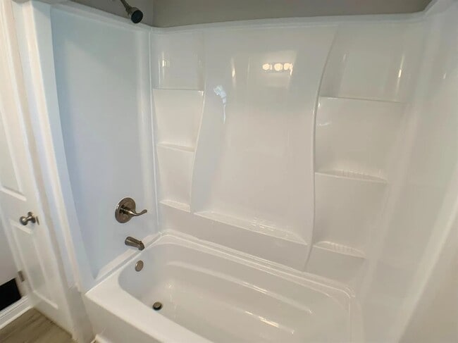 Photo - 3797 Walls St