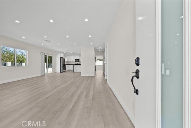 Photo - 11200 Saticoy St