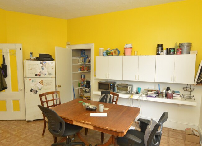 Photo - 32 Linden St Unidad 2