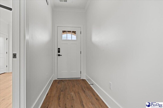 Photo - 501 W Cheves St