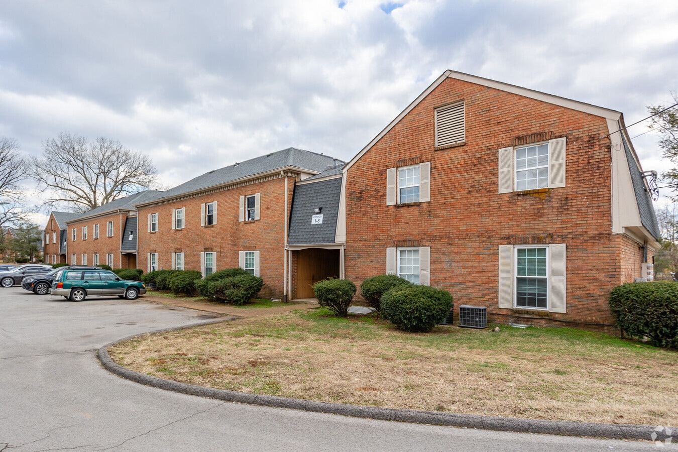 Photo - Robin Hood Condominiums