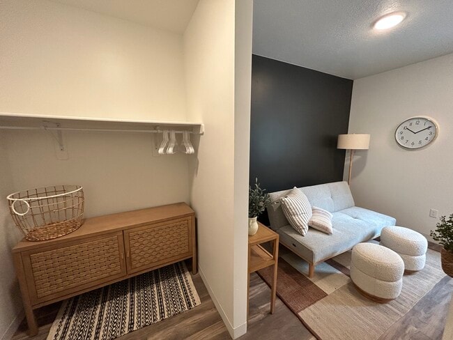 Storage - Washington Flats