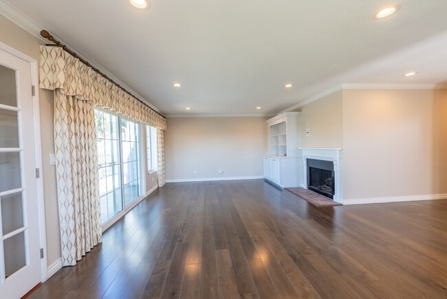 Photo - 2 Bedroom & 2 Bathroom