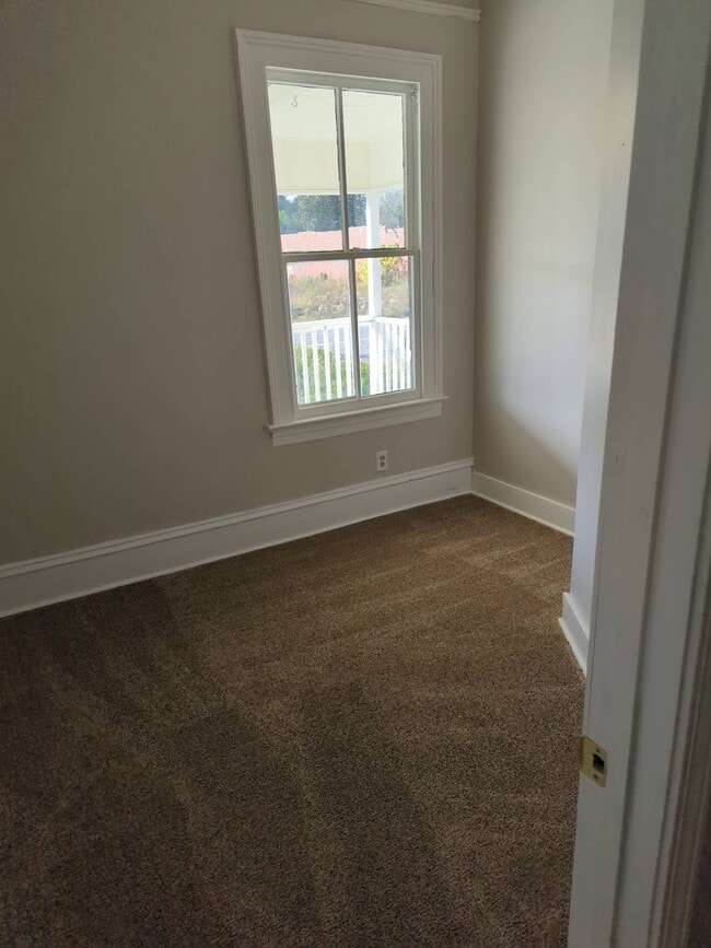 Photo - 645 Rutherford Ave