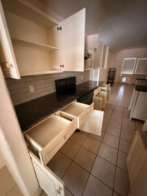 Photo - 3010 Stonecross Ln