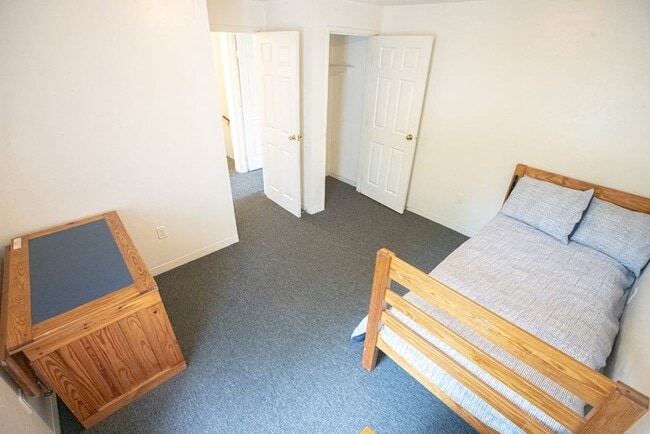 Upper bedroom