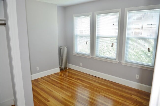 Photo - 169 Harvard St Unit 1