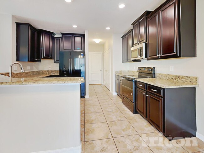 Photo - 13814 Crater Cir