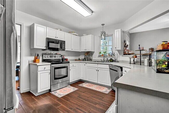 Photo - 175 Rock Moss Dr