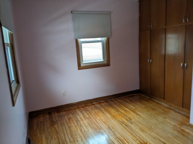 Bedroom with Double Closet - 1511 Tracy Ln
