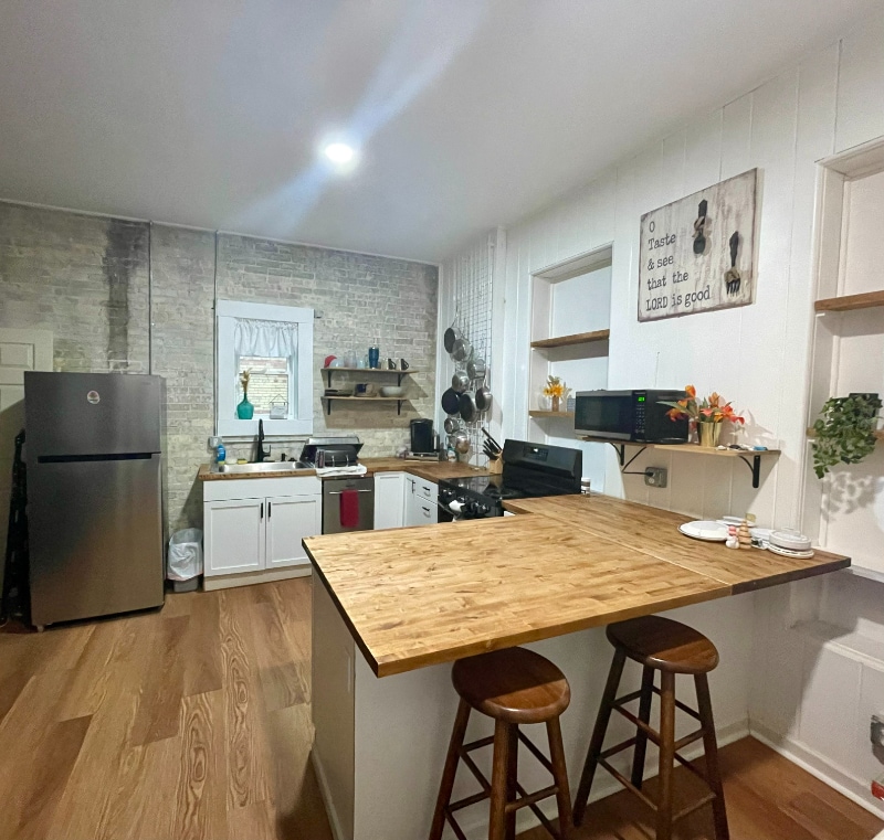 Photo - 305 S James St Unidad 3