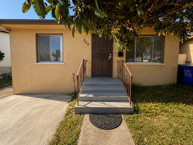 Building Photo - National City 2 bedroom Home with large yard