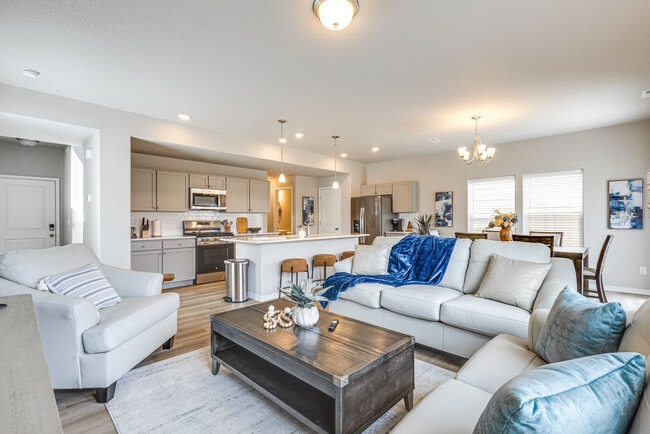 8458 Blue Feather Lp Unit SI ID1546213P