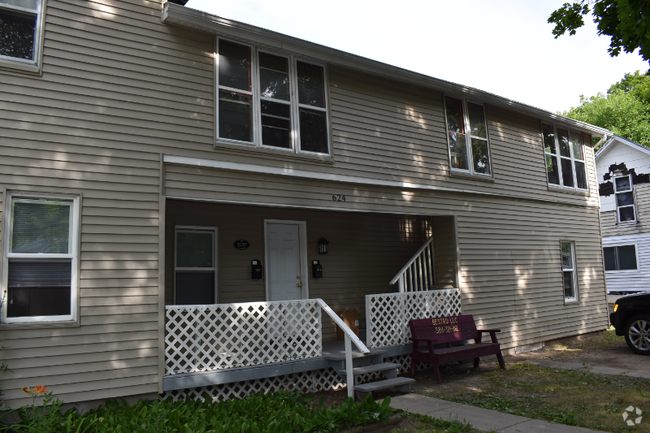 Building Photo - 624 S Lansing St Rental