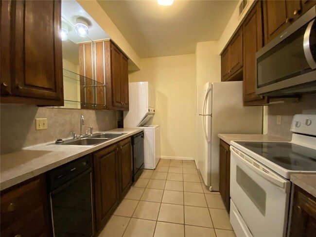 Photo - 2529 Rio Grande St
