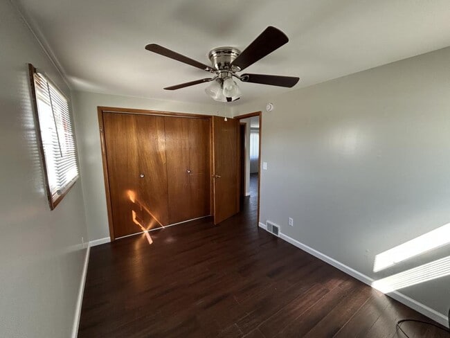 Photo - 205 Argus Dr Unidad Upper