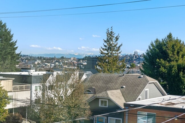 Photo - 1213 Townhomes Unit B