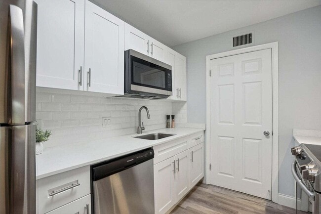 Photo - 2315 N Congress Ave Unit 22