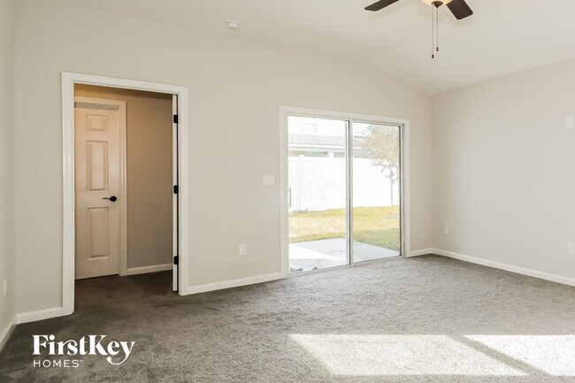 Photo - 84 Vicksburg Dr