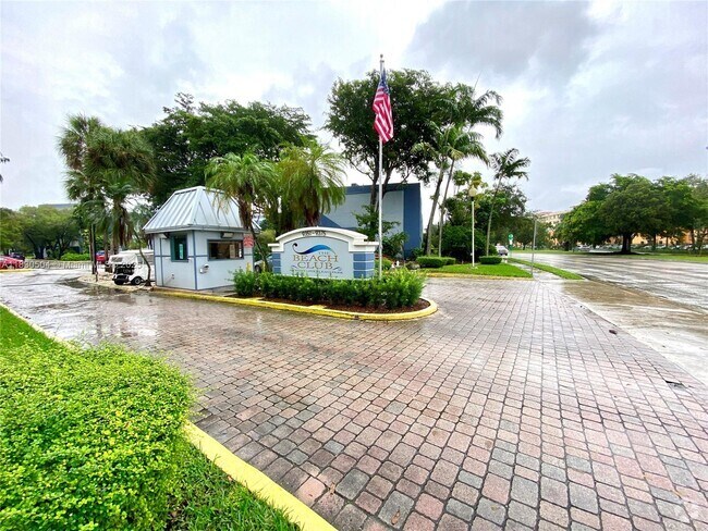 Building Photo - 9371 Fontainebleau Blvd Unit I209 Rental