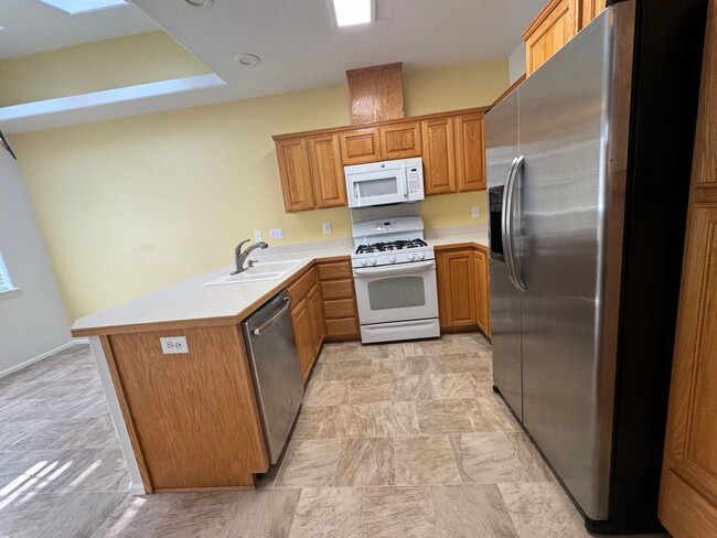 Photo - Beautiful 3 Bedroom In Eugene MOVE IN SPECIAL $300 off 1st month rent