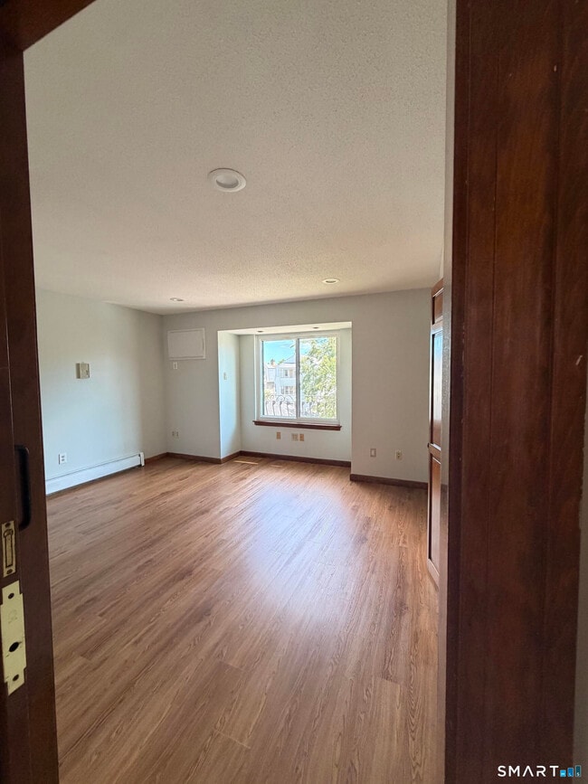 69 Mountford St Unit 3A