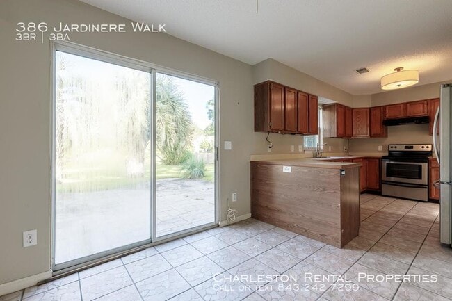 Photo - 386 Jardinere Walk