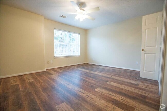 Building Photo - 7824 Comal St Unit B Rental