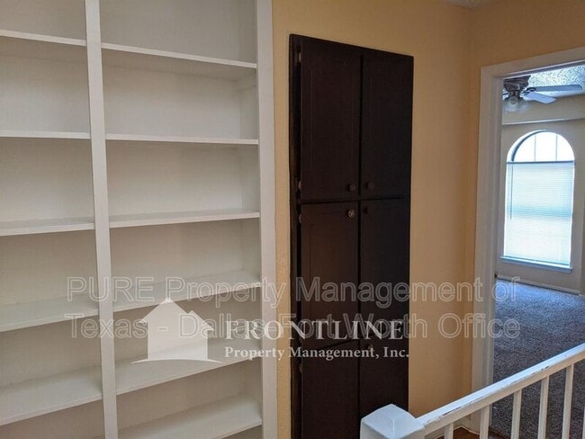 Photo - 938 Southmoor Dr