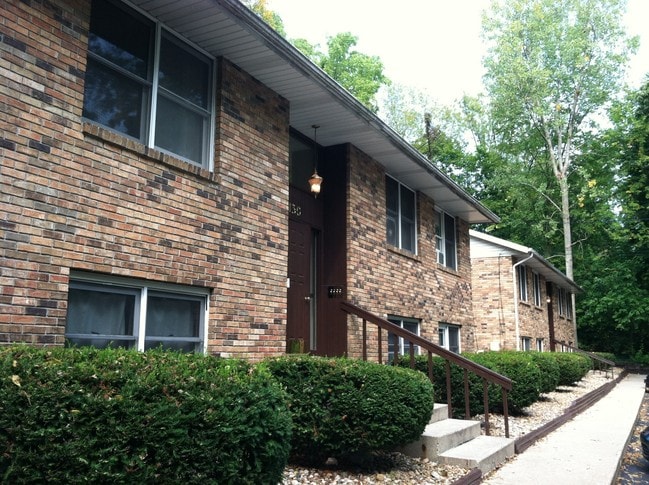 Photo - 118-130 S Clarendon St