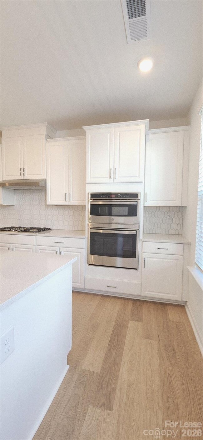 Photo - 743 Hoke Ln