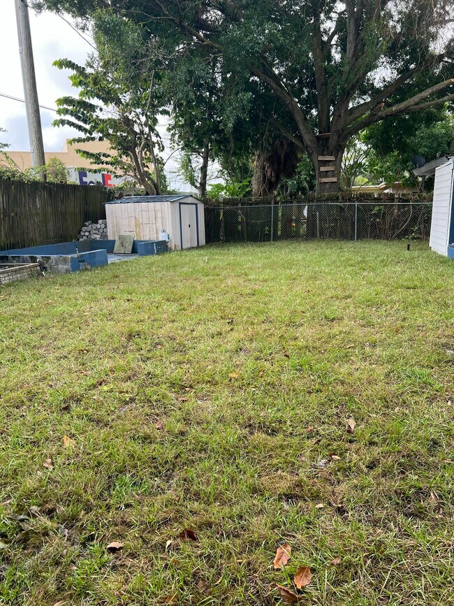 Photo - 1016 Chipola Rd