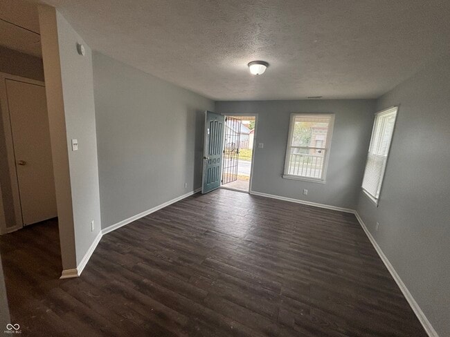 Photo - 525 N Belmont Ave