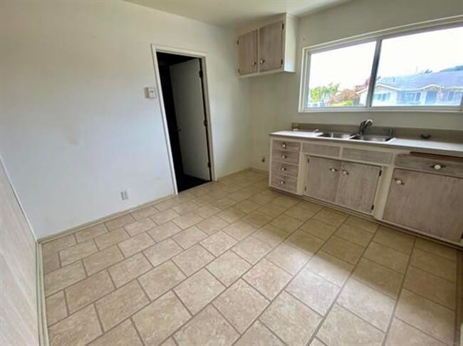 Photo - Cardiff 3 br one level large yard pet OK house TEXT 760-815-3696