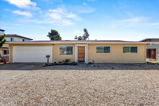 Upper Seaside four bedroom and two bath - Upper Seaside four bedroom and two bath House