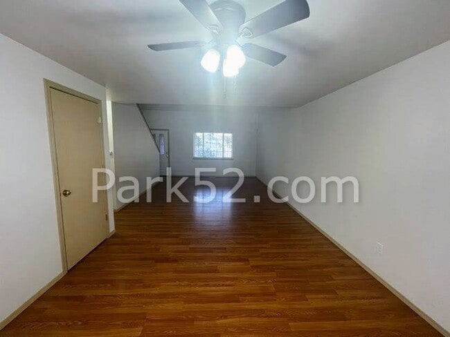 Photo - 4 Bedroom 2.5 Bathroom Single Family Home in Tacoma!