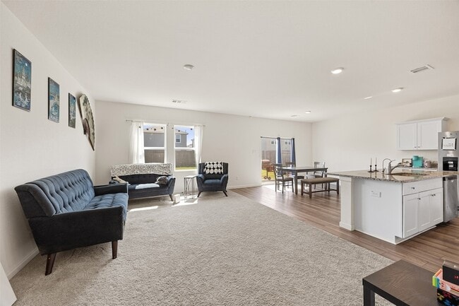 Photo - 7826 Pink Dahlia Dr