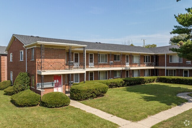 Photo - Village Square Apartments