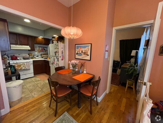 Building Photo - 39 Florence St Unit 1 Rental