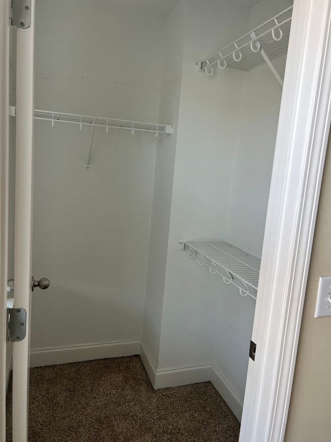 Photo - 8915 Sunnyfield Way