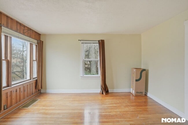 Photo - 1046 Marshall Ave