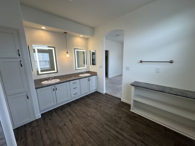 Photo - 3301 S Goldfield Rd