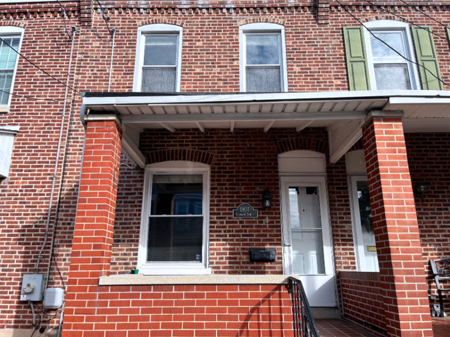 Photo - 1907 Howland St Townhome