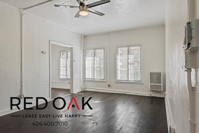 Photo - 854 S Oxford Ave Unidad 608