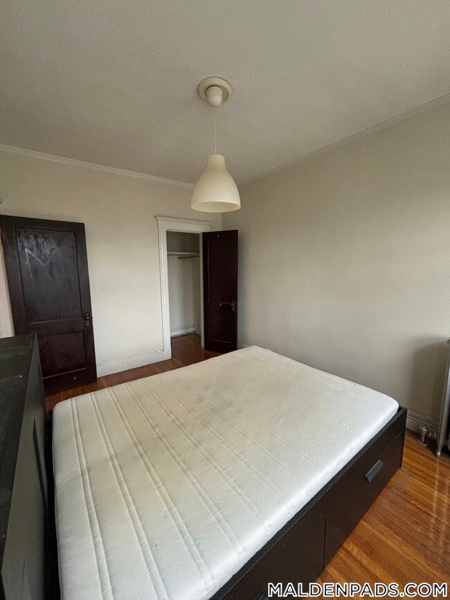 Building Photo - 17-19 Washington St.