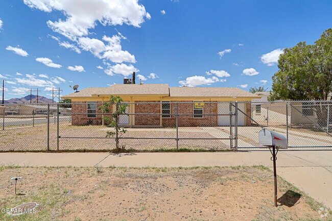 Building Photo - 10401 Centaur Dr Rental
