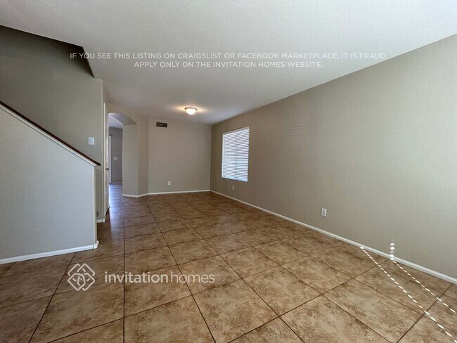 Photo - 16662 W Belleview St