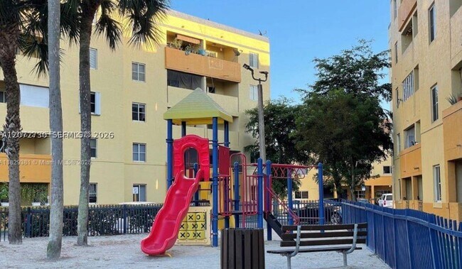 Photo - 14902 SW 82nd Ln Unit 13-205