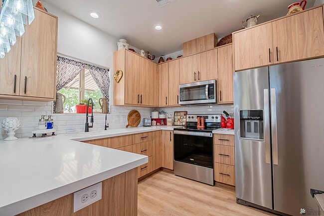 Photo - 3400 S Ave 7th E